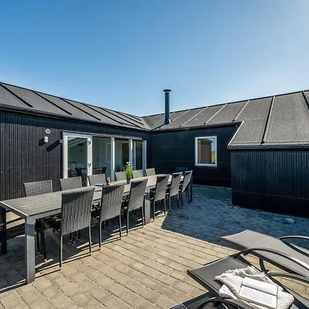 Agnes - 900m From The Sea By Interhome *