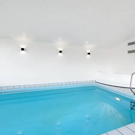 Agnes - 900m From The Sea By Interhome Nyaraló