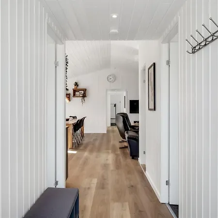 Agnes - 900m From The Sea By Interhome *