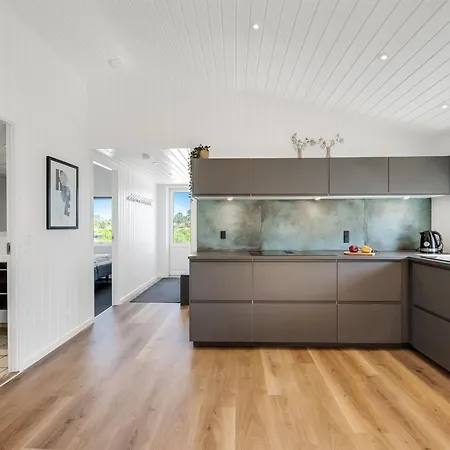 Agnes - 900m From The Sea By Interhome Nyaraló