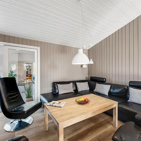 Agnes - 900m From The Sea By Interhome Nyaraló